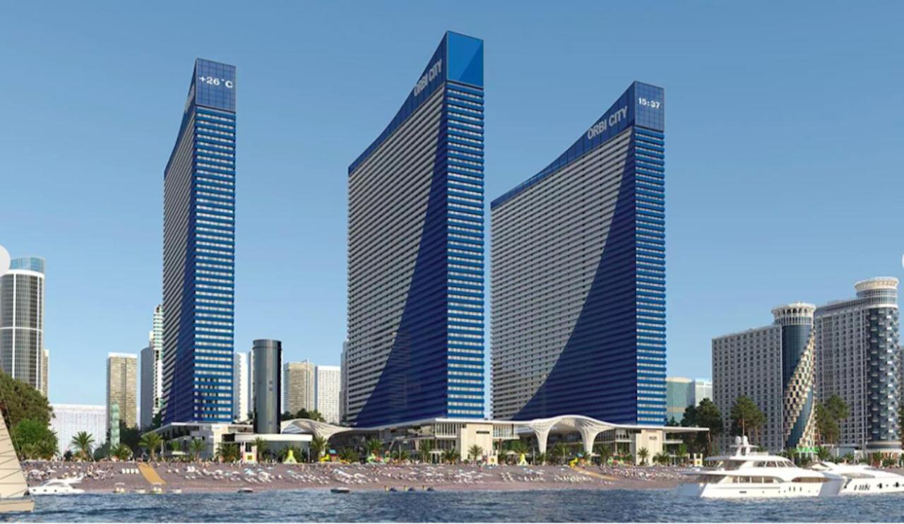 Aparthotel For Batumi Orbi City Buitenkant foto