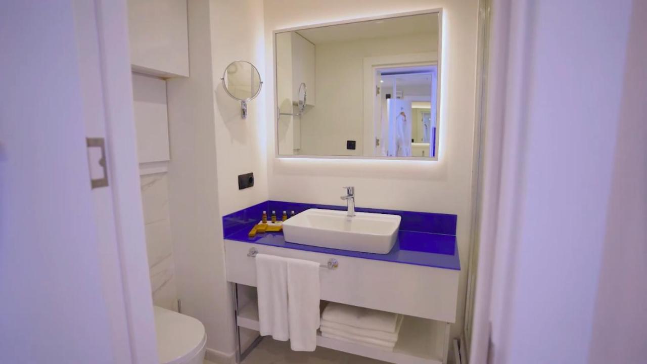Aparthotel For Batumi Orbi City Buitenkant foto