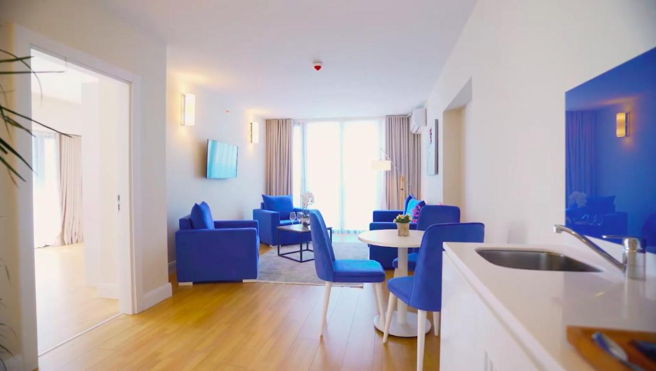 Aparthotel For Batumi Orbi City Buitenkant foto